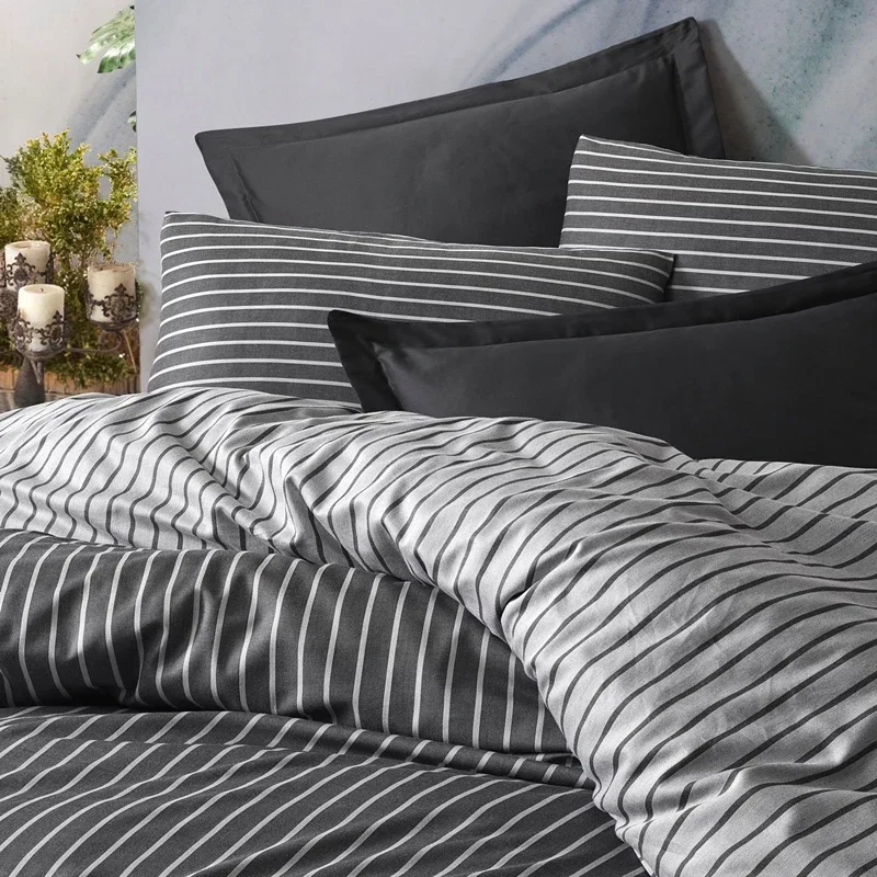 Set lenjerie satinata cu bambus Bamboo - Antracit, 200x220 cm, 4 fete de perna, cearsaf [2]