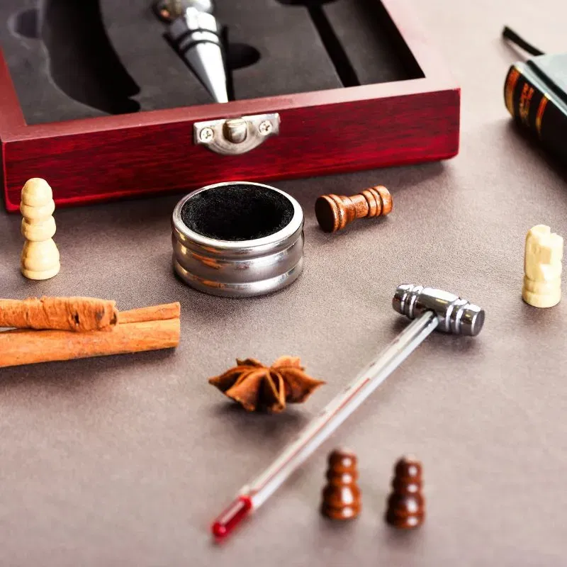 Set sah si accesorii vin, Caseta Deluxe [11]