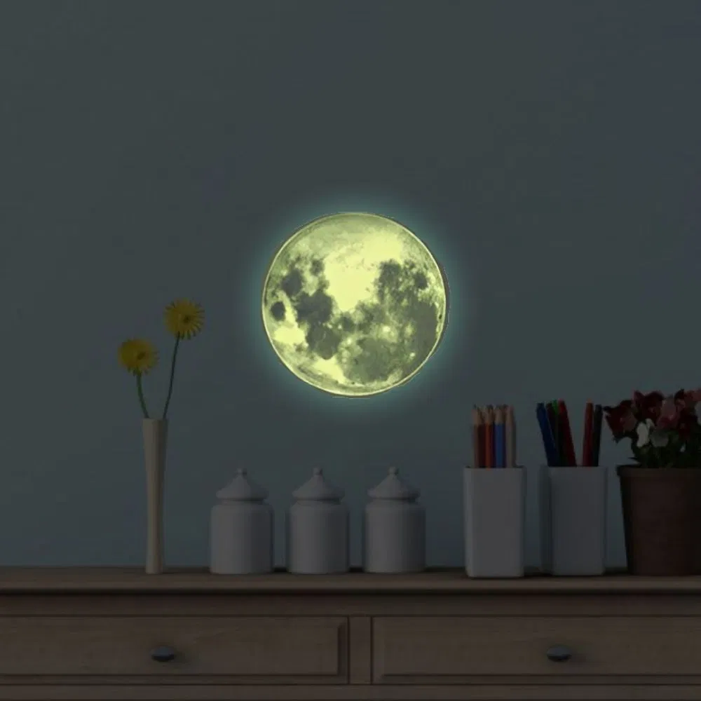 Sticker decorativ Luna-n Casa, Editie fosforescenta [5]