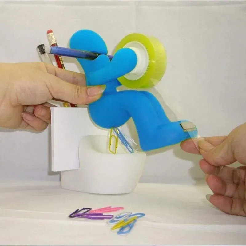 Suport amuzant de birou Omulet pe tron [2]