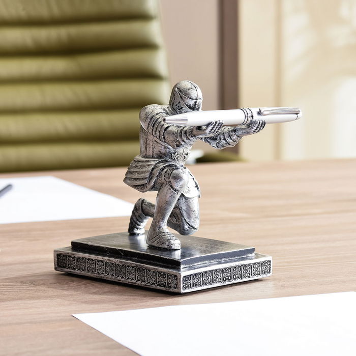 Suport Stilou Cavalerul Medieval [1]