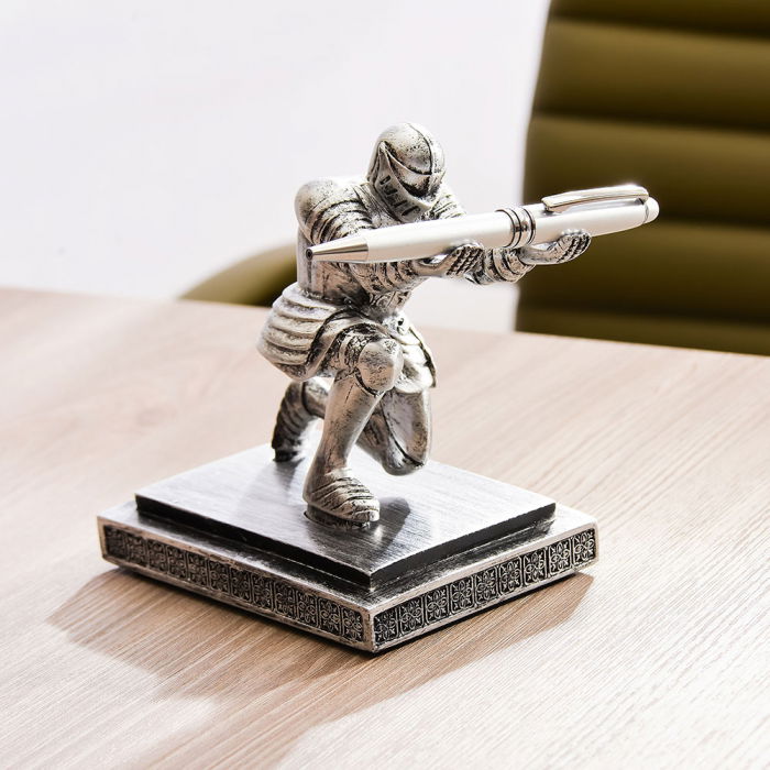 Suport Stilou Cavalerul Medieval [3]