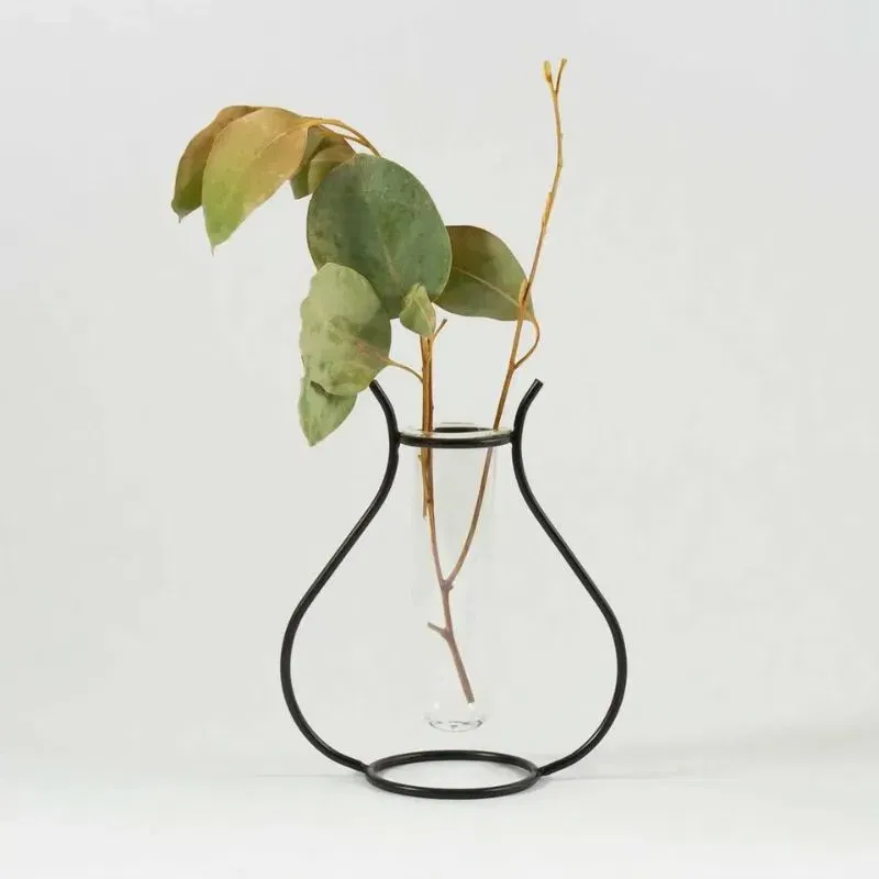 Vaza cu Suport Metalic Zambetul Naturii [2]