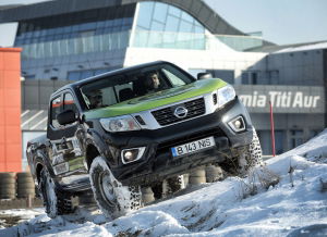 Experiență 100 Tracks Navara Academia Titi Aur [1]