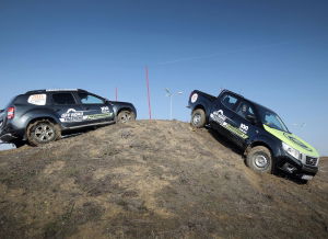 Experiență 100 Tracks Navara Academia Titi Aur [4]