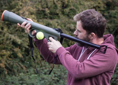 Lansator de Minge pentru Caini [2]