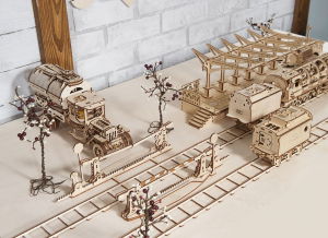 Puzzle 3D Gara din Lemn Ugears [2]