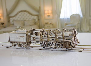 Puzzle 3D Locomotiva cu Aburi si Vagon din Lemn Ugears [13]