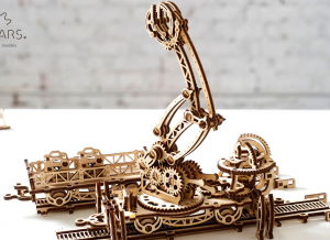 Puzzle 3D Macara pe Sine din Lemn Ugears [25]