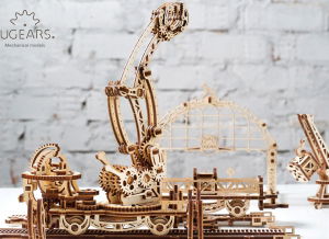 Puzzle 3D Macara pe Sine din Lemn Ugears [7]