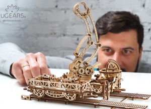 Puzzle 3D Macara pe Sine din Lemn Ugears [1]