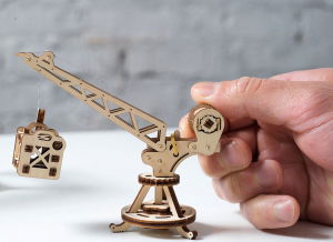 Puzzle 3D Macara pe Sine din Lemn Ugears [24]