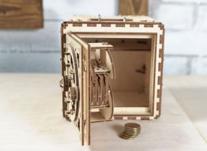 Puzzle 3D Seif din Lemn Ugears [21]