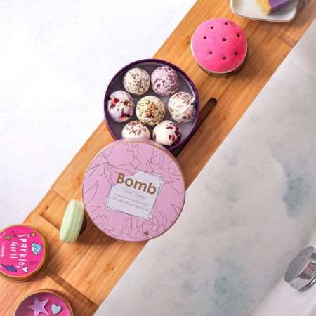 Set cadou sare de baie 7 arome Floral Fantasy, Bomb Cosmetics [1]