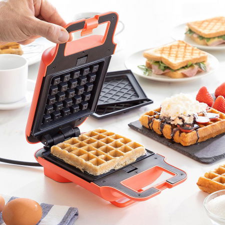 Cadouri pentru Iubita - Aparat 2 in 1 Sandwich maker si Wafe, Breakfast kit