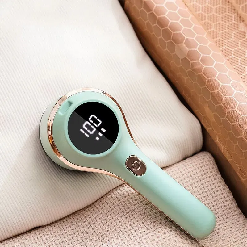 Cadouri pentru Iubita - Aparat de Scame Portabil cu Indicator LED