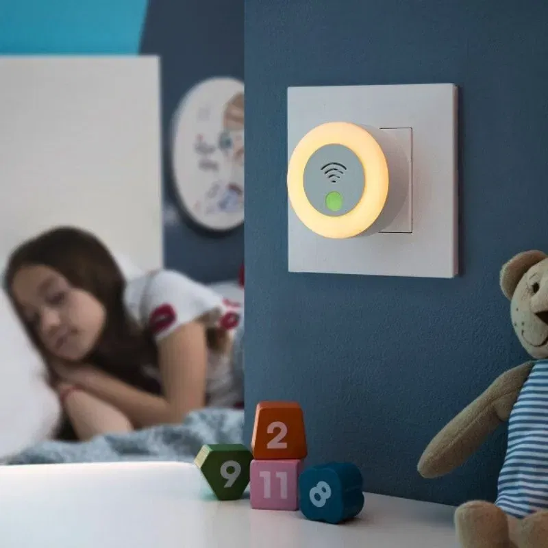 Bariera anti insecte, aparat cu ultrasunete si led [0]