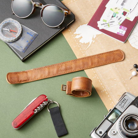 Cadouri Barbati - Bratara calatorului, cu USB built-in