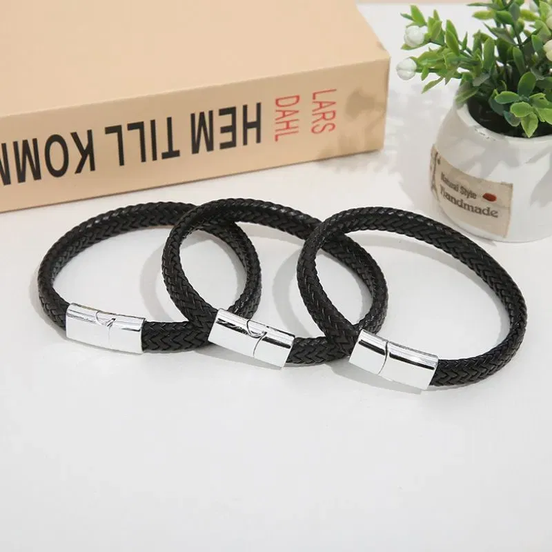 Bratara Smart & Cablu USB – Putere la Incheietura [7]