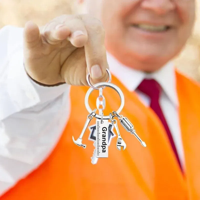 Cele mai noi - Breloc cu unelte, Atelier de buzunar