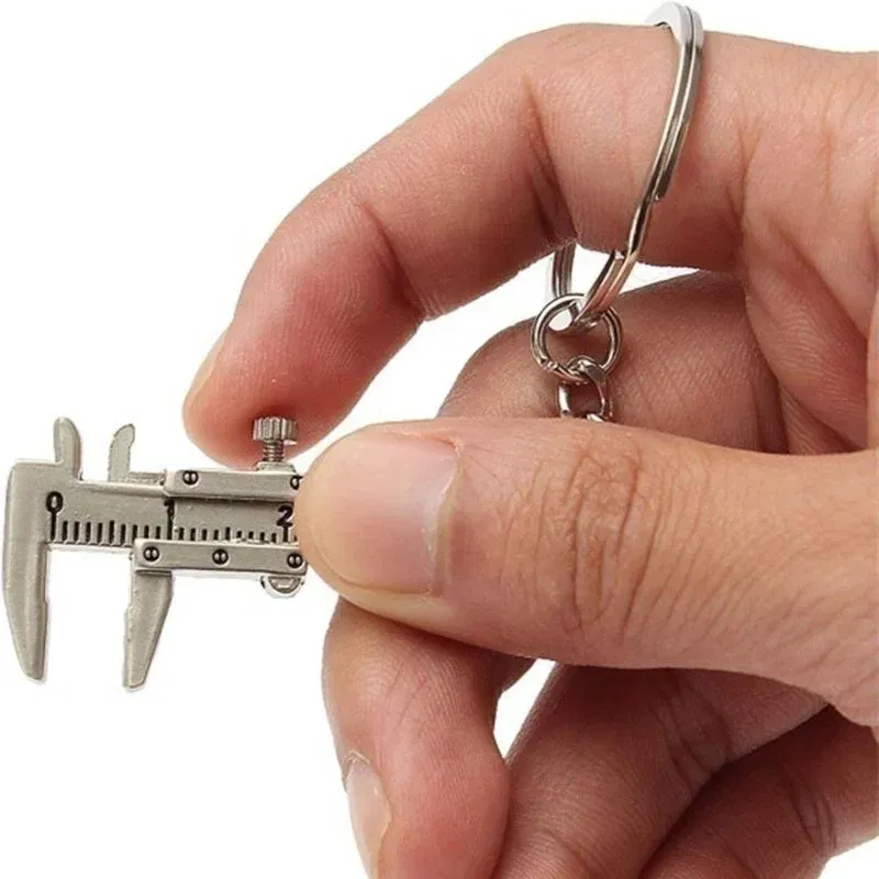 Breloc Subler, Precizie la cheie [4]