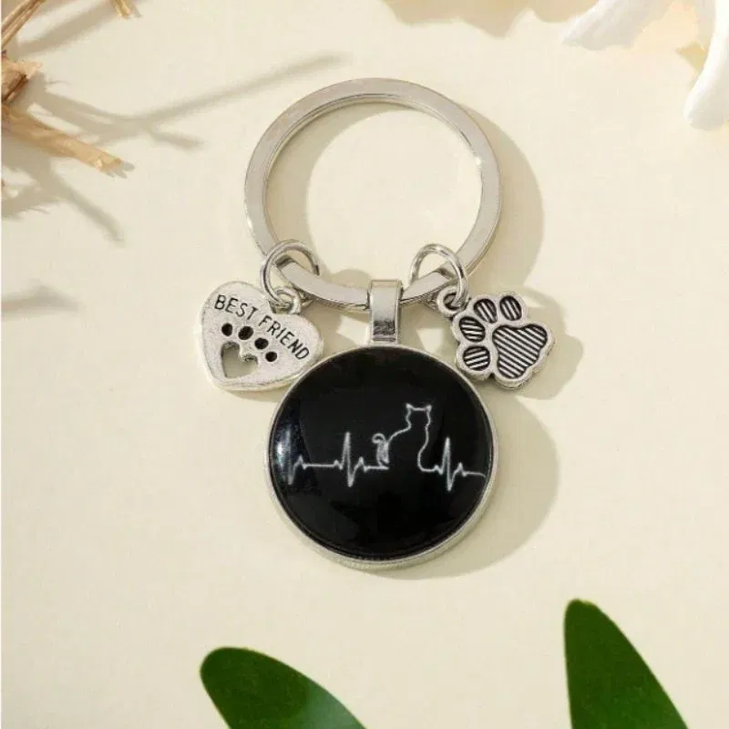 Cele mai noi - Breloc veterinar, salvatorul blanosilor