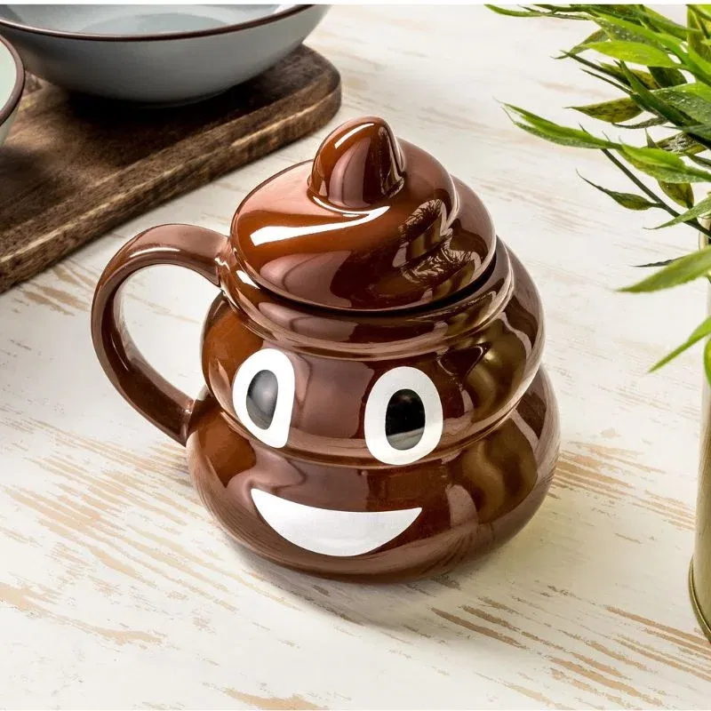 Cadouri de Craciun - Cana amuzanta Poop Emoji