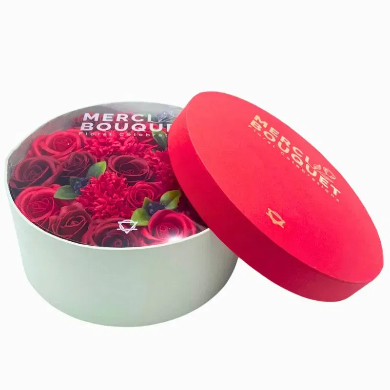 Cutie Cadou cu Flori de Sapun Classic Red Roses [6]