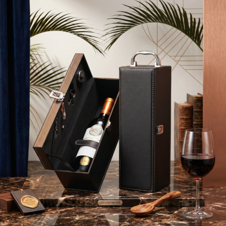 Cutii de Vin - Cutie de vin Vinic pentru 1 sticla cu accesorii de vin incluse piele ecologica neagra eleganta