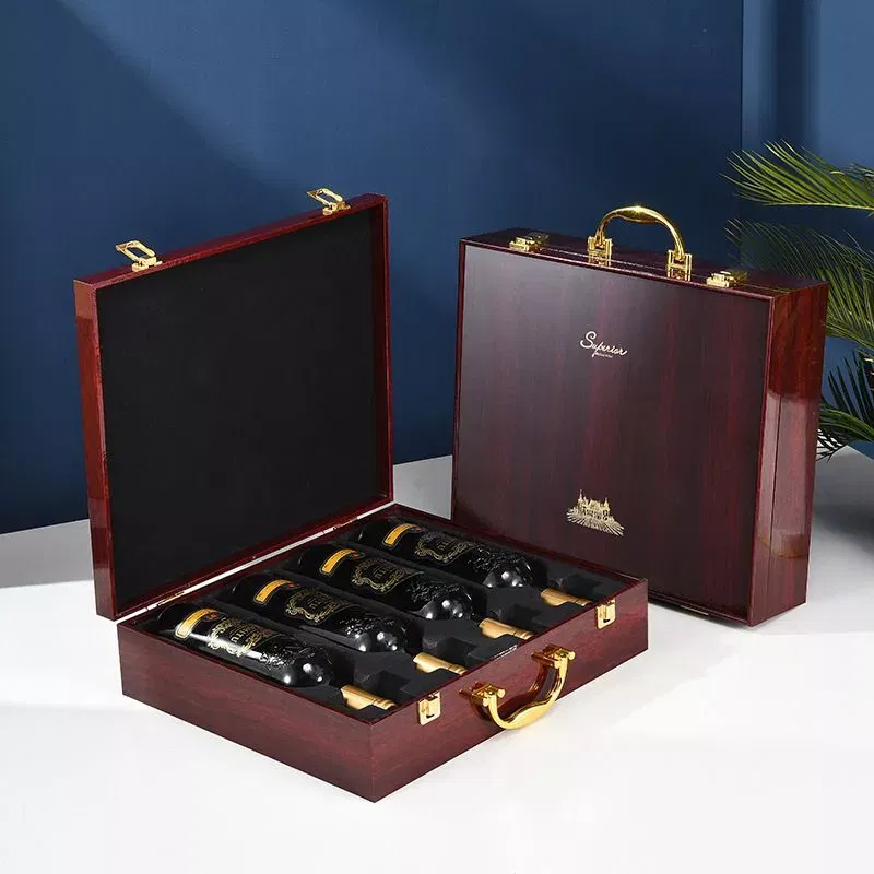 Cadouri - Cutie de vin XL Wood Deluxe pentru 4 sticle Grandeur