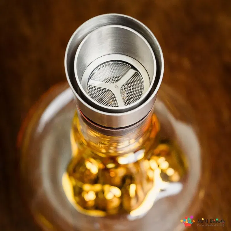 Decantor Cadou Munte de Aur In Varful Lumii cu bile de curatare [6]