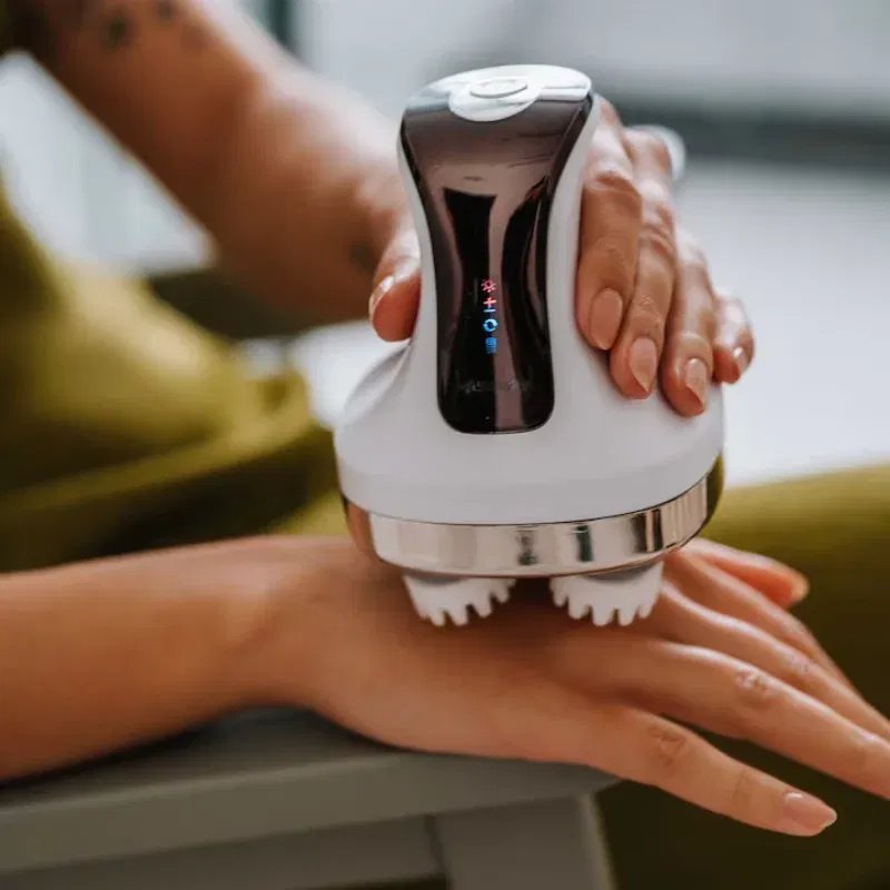 Dispozitiv masaj capilar cu afisare LED [1]