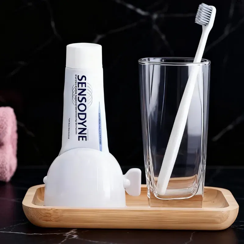 Dispozitiv rotativ pentru pasta de dinti [10]