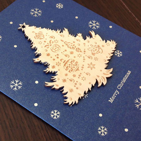 Felicitare de Craciun Ornament din lemn Brad Impodobit [1]