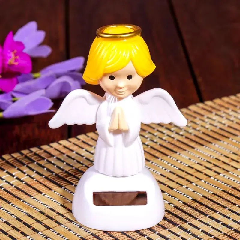 Cadouri pentru Iubita - Figurina solara Ingeras cu aripi