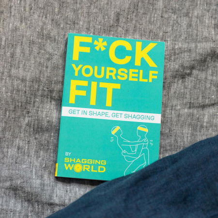 Cadouri pentru Iubita - Ghid erotic traznit Fuck yourself fit