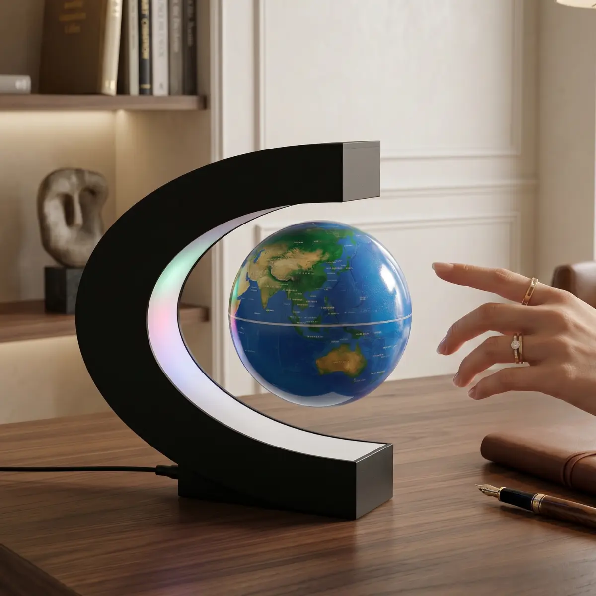 Gadget - Glob pamantesc magnetic plutitor cu iluminare LED. C-Shape