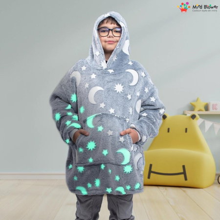 Patura cu maneci - Hanorac patura cu maneci baieti Grey Luna Fosforescenta cu buzunar cangur Flanel & Polar 440g/mp 105 cm