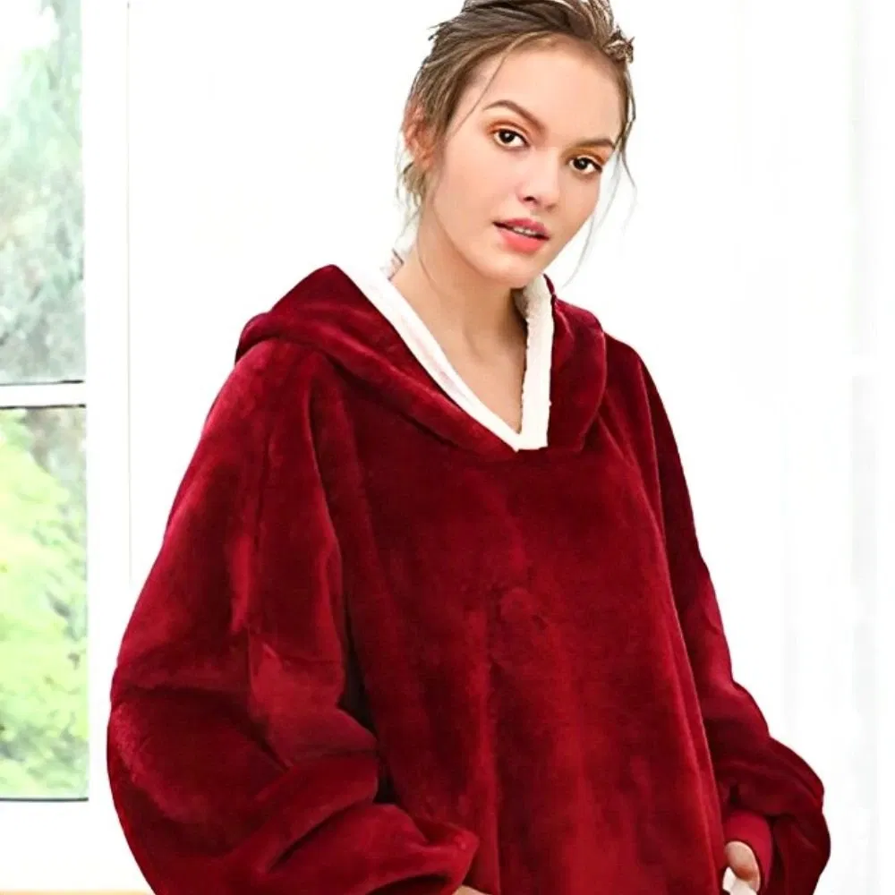 Hanorac Patura cu maneci, buzunare si gluga, Super Pufoasa, Captusita, 390g/mp, Rosie [4]