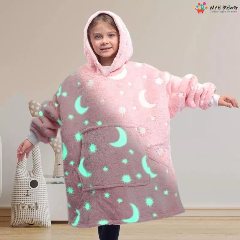 Cadouri Craciun Copii - Hanorac patura cu maneci fete Luna Fosforescenta Roz cu buzunar cangur Flanel & Polar 440g/mp 105 cm