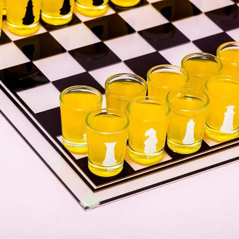 Joc de petrecere Sah cu shoturi [1]