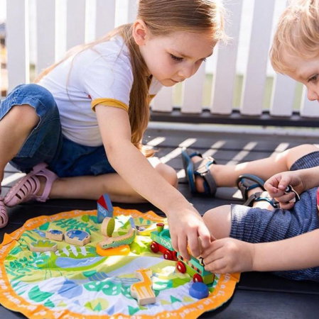 Jucarie din lemn premium Traistuta cu Povesti din Safari, 16 piese [0]