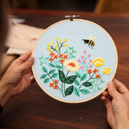 Kit Broderie DIY, Albina si flori [7]