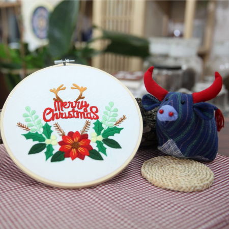 Kit Broderie DIY de Craciun, Merry Christmas, Semi coronita [9]