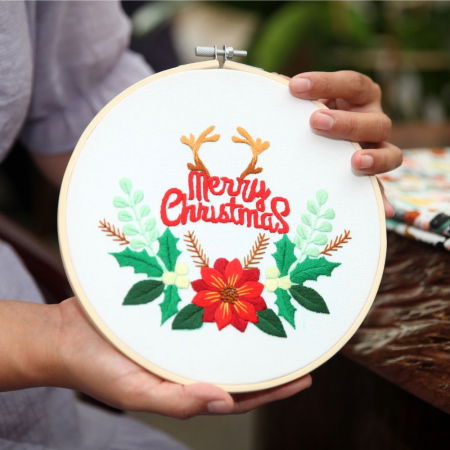 Kit Broderie DIY de Craciun, Merry Christmas, Semi coronita [8]