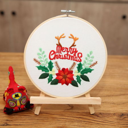 Kit Broderie DIY de Craciun, Merry Christmas, Semi coronita [4]