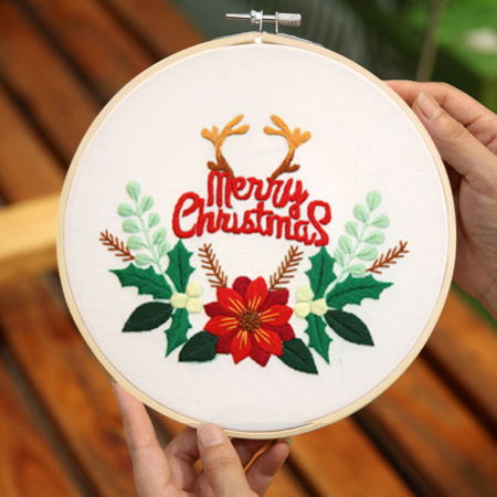 Kit Broderie DIY de Craciun, Merry Christmas, Semi coronita [6]