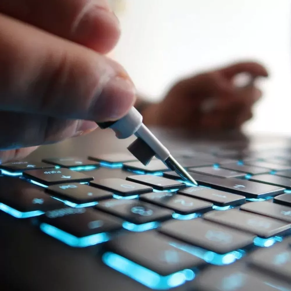 Kit curatare gadget 3 in 1 Cleaning Pen [3]