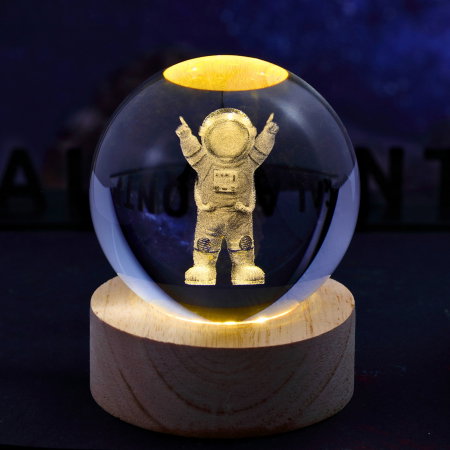 Cele mai noi - Lampa Glob de Cristal Astronaut