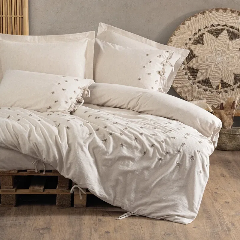 Lenjerie pat dublu, bumbac si in, crem, 200x220 cm, patru huse de perna [0]